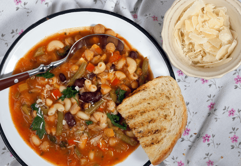 Minestrone (Italian Vegetable Soup)