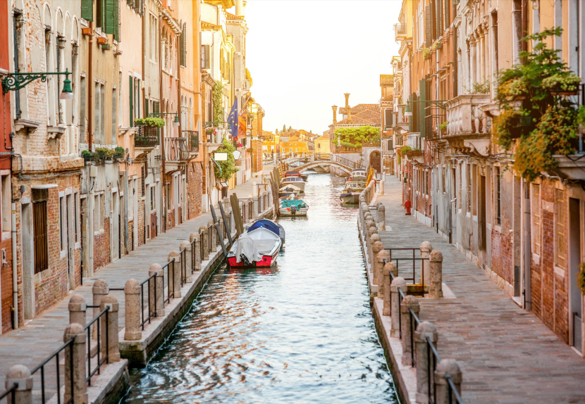 Off the Beaten Path Walking Tour and Gondola Ride - Image 2