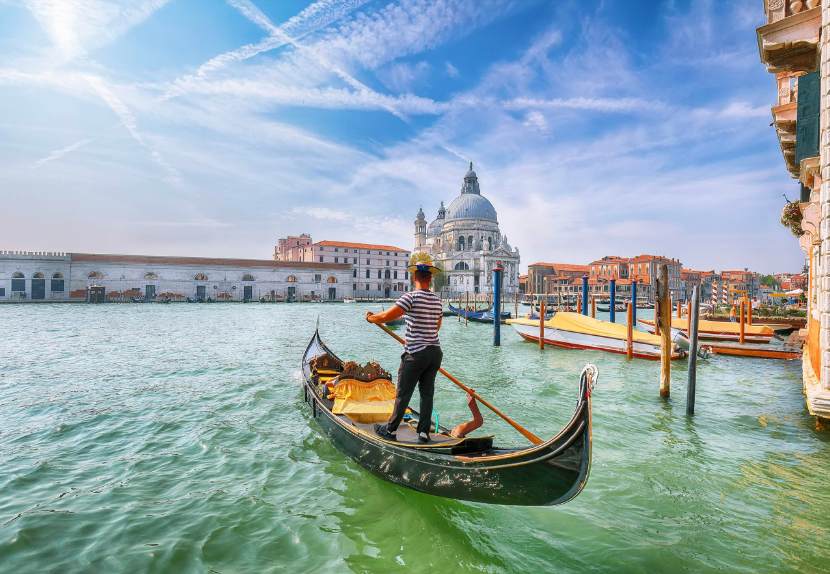 Off the Beaten Path Walking Tour and Gondola Ride - Image 3